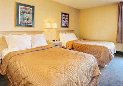 Comfort Inn Alexandria 02.[1]